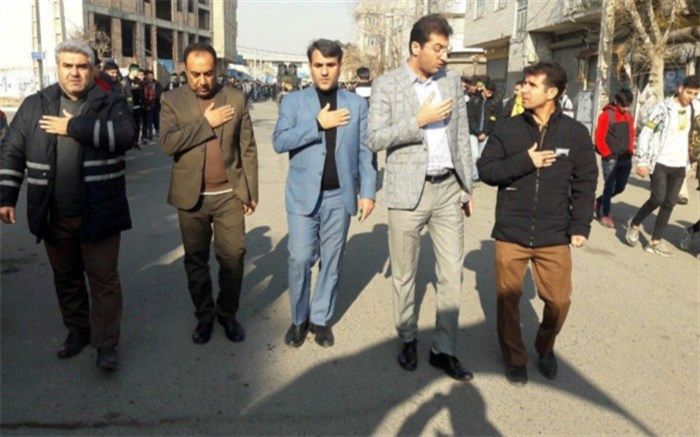 عزاداری  دانش آموزان و فرهنگیان آموزش و پرورش اسلامشهر در سوگ شهادت حضرت فاطمه زهرا(س)