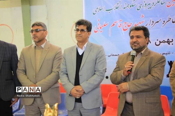 مقام اول والیبال بانوان گناوه در جشنواره ورزشی فرهنگیان بسیجی آموزش و ‌پرورش استان بوشهر