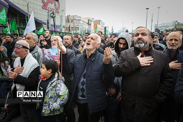اجتماع عاشورای فاطمی در میدان هفت تیر