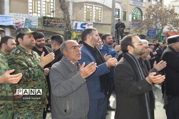 اجتماع بزرگ عزادارن فاطمی در کرمانشاه