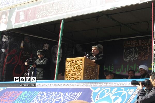 اجتماع بزرگ عزادارن فاطمی در کرمانشاه