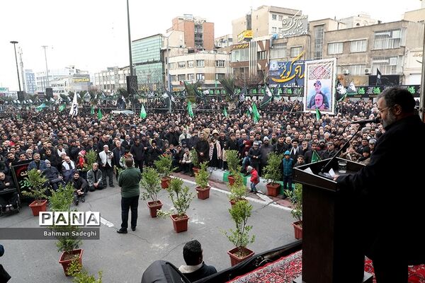 اجتماع عاشورای فاطمی در میدان هفت تیر