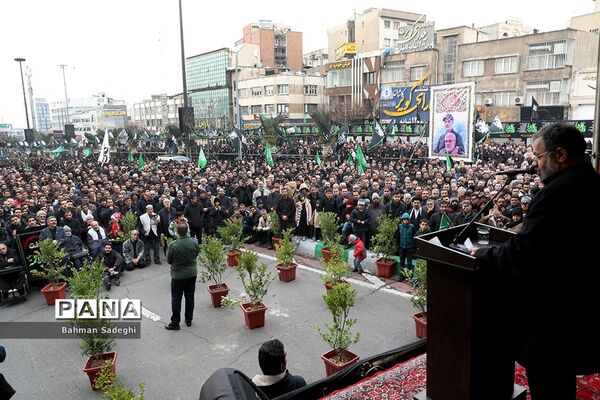 اجتماع عاشورای فاطمی در میدان هفت تیر