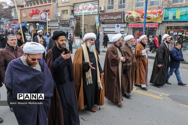 عزاداری خیابانی مردم ارومیه در سوگ حضرت فاطمه زهرا (س)