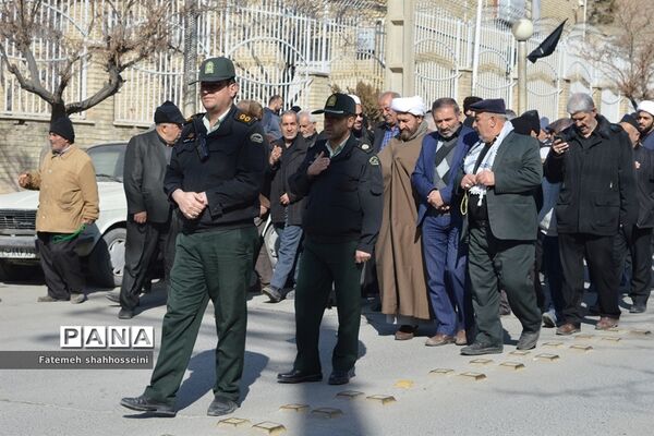 عزاداران فاطمی در شهرستان فیروزکوه