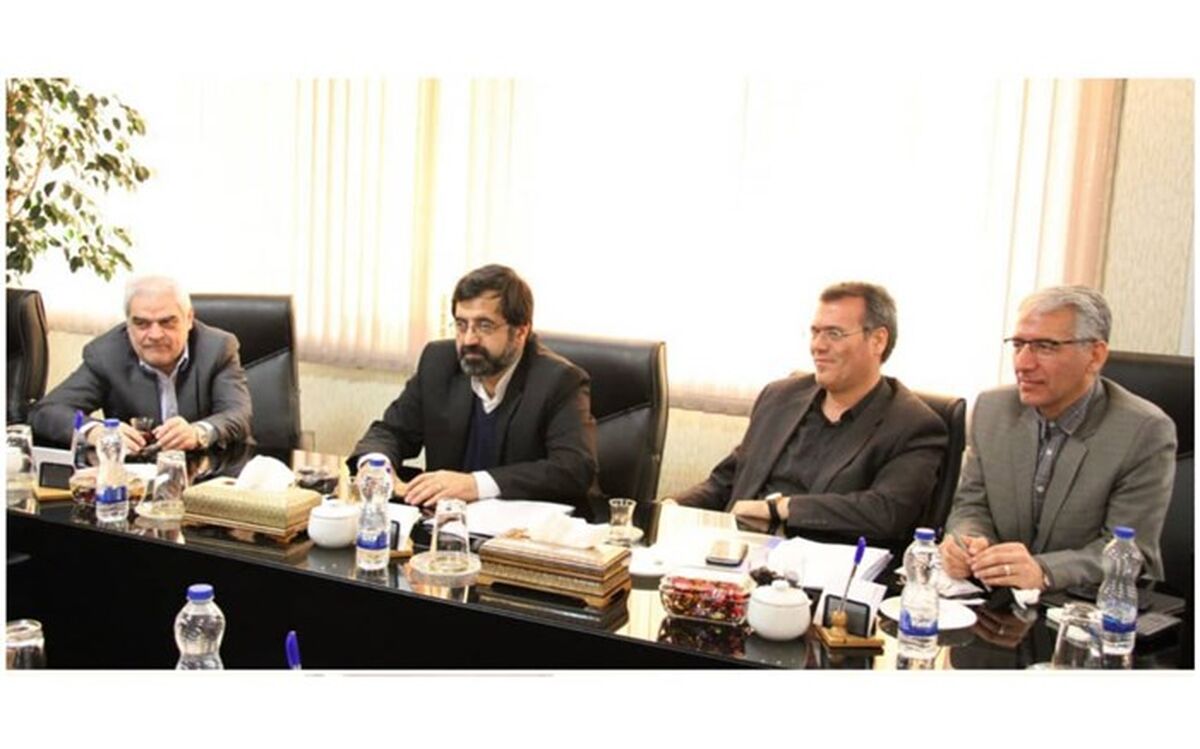 امضای تفاهم نامه ایجاد دسترسی شهرک صنعتی اردبیل به خط ریلی راه آهن
