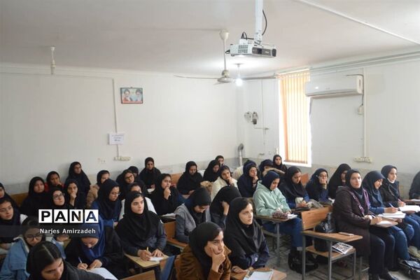 برگزاری کارگاه آموزشی خبرنگاری ویژه دانش‌آموزان شهرستان فسا