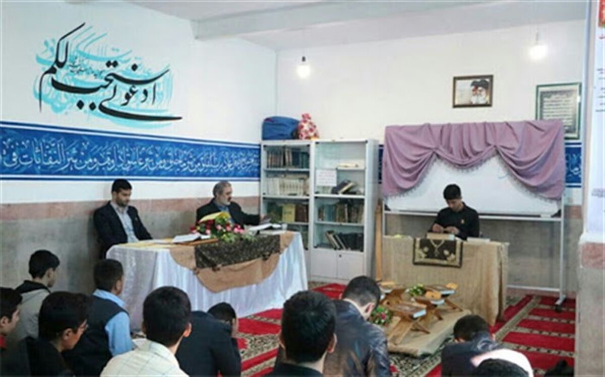 برگزاری مسابقات قرآن ، عترت و نماز دانش‌آموزان درشهرقدس
