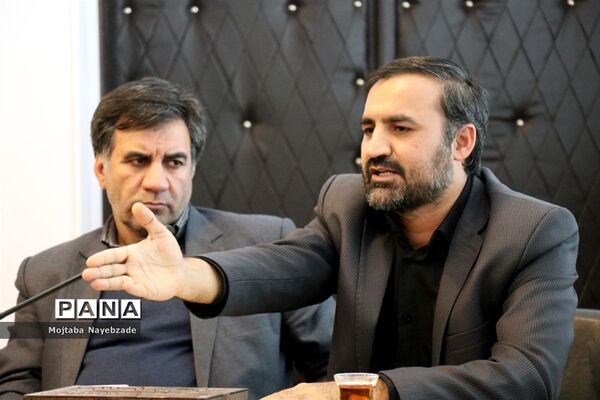 نشست  فصلی شورای برنامه ریزی سازمان دانش‌آموزی خراسان رضوی