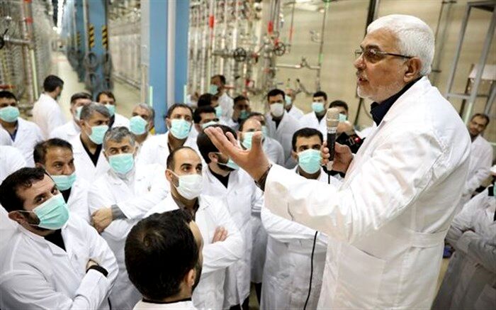 بازدید جمعی از فرماندهان و مسئولان سپاه حفاظت انصارالمهدی از فردو