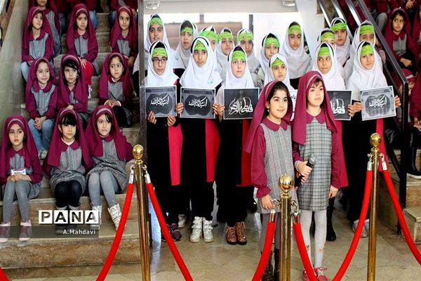 سیل مهربانی دانش‌آموزان