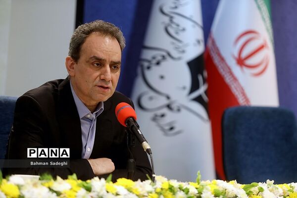 نشست خبری سی و هشتمین جشنواره تئاتر فجر