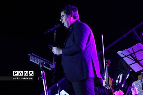 کنسرت سالار عقیلی در ساری