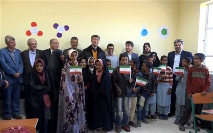 تعهد ساخت ۱۰۰ مدرسه در استان کرمان توسط اتاق بازرگانی