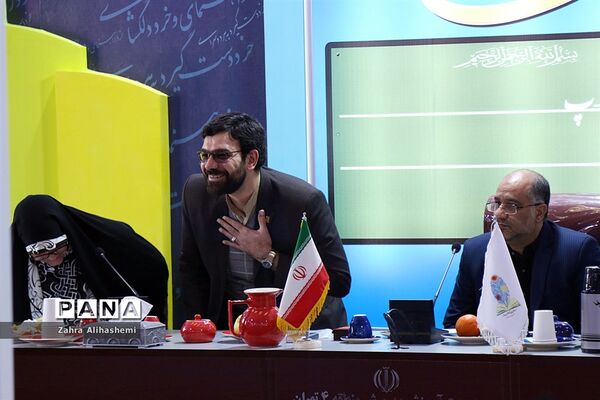 نشست شورای معاونان پرورشی مناطق نوزده‌گانه شهر تهران