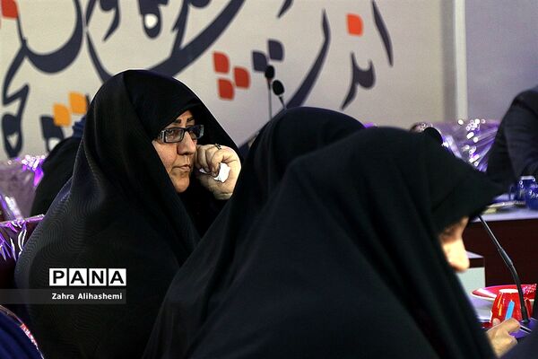 نشست شورای معاونان پرورشی مناطق نوزده‌گانه شهر تهران