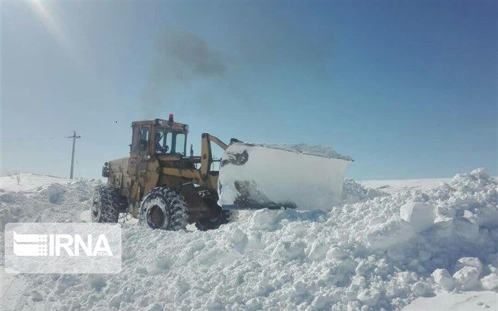 انجام بیش از ۴۳ میلیون مترمکعب برف‌روبی در آذربایجان‌غربی