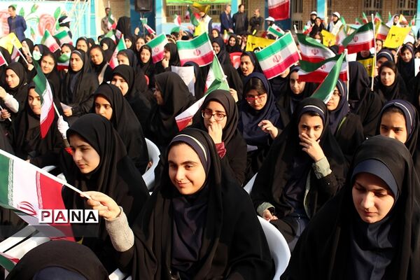 آیین استانی نواخته شدن زنگ انقلاب در اهواز