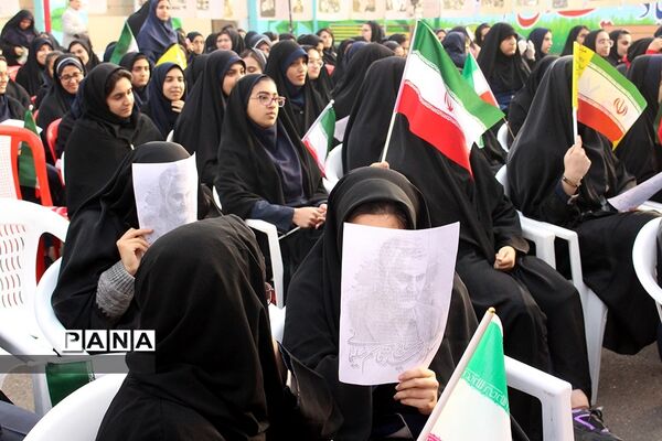 آیین استانی نواخته شدن زنگ انقلاب در اهواز