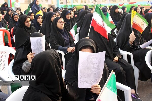 آیین استانی نواخته شدن زنگ انقلاب در اهواز