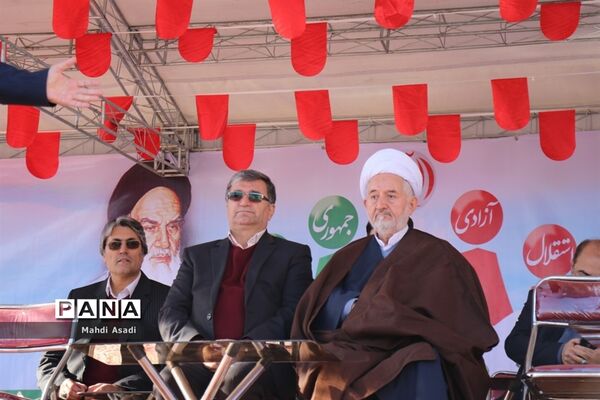 مراسم گرامیداشت سالروز ورود امام خمینی( ره)  به میهن اسلامی در مشهد