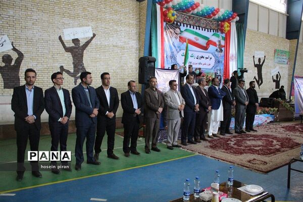 نواخته شدن گلبانگ انقلاب در زاهدان