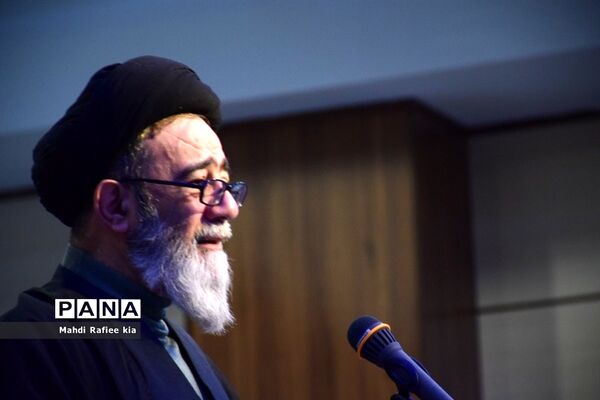 مراسم نواختن زنگ انقلاب و آغاز رسمی جشن های چهل و یکمین سالگرد پیروزى انقلاب اسلامى در آذربایجان شرقی