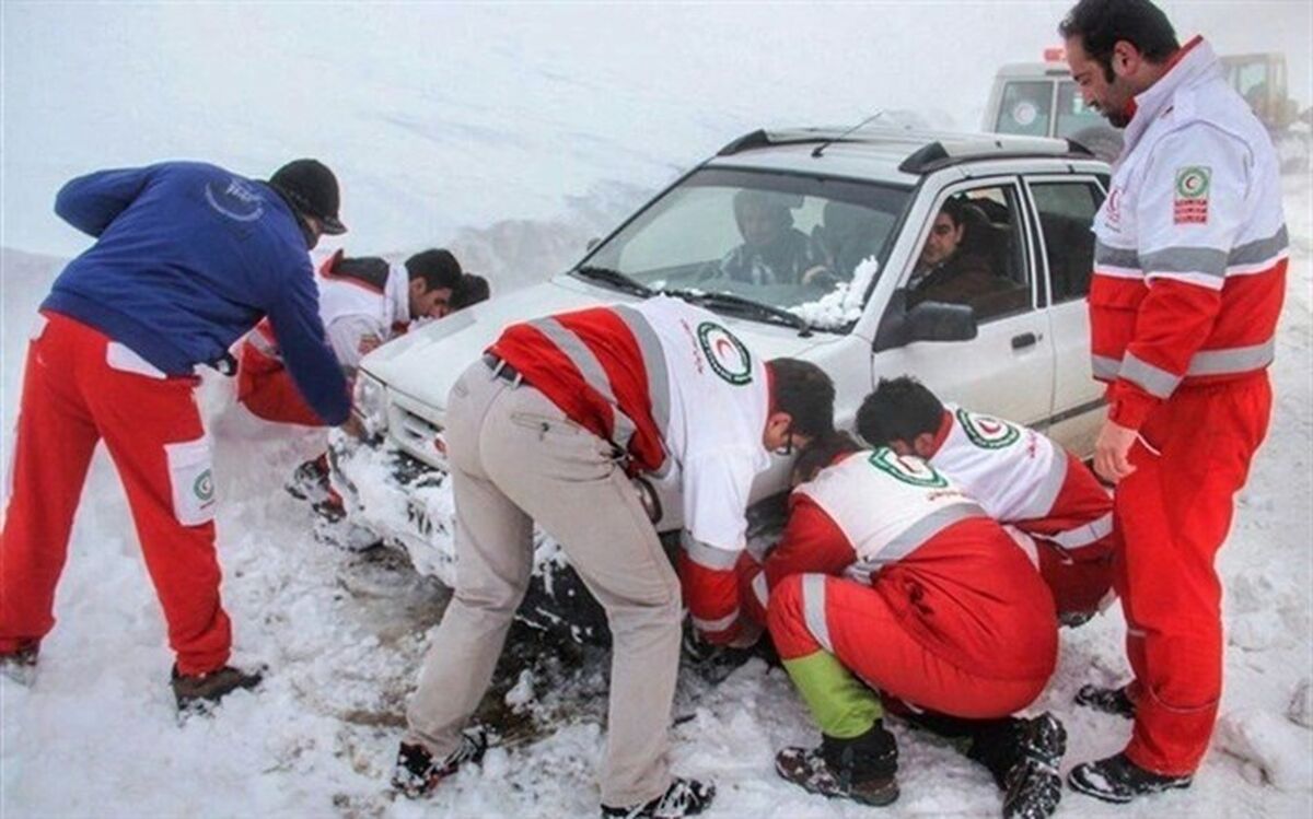 انجام ۳۰۷ مأموریت امدادی و نجات ۲۰۵ نفر