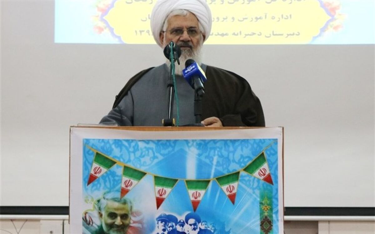 امروز انقلاب بر روی جوانان برنامه‌ریزی کرده و سنگر در اختیار آینده‌سازان است