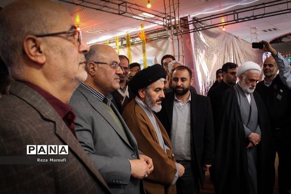 نمایشگاه انقلاب اتحادیه انجمن های اسلامی دانش آموزان آذربایجان غربی در ارومیه