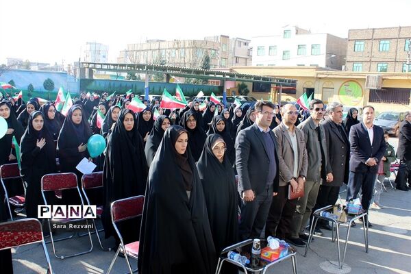 مراسم نواخته شدن زنگ انقلاب اسلامی در شهرستان اسلامشهر