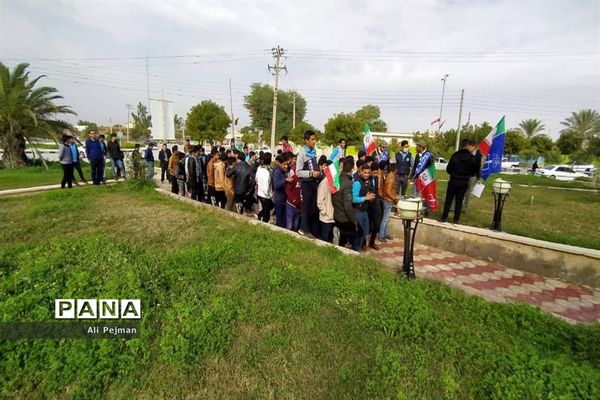 زنگ انقلاب  در دبیرستان سعادت شبانکاره