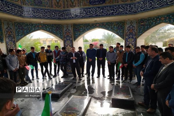 زنگ انقلاب  در دبیرستان سعادت شبانکاره