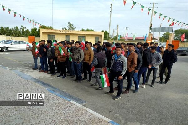 زنگ انقلاب  در دبیرستان سعادت شبانکاره