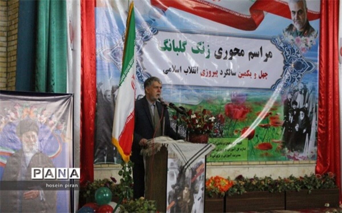 وزیر فرهنگ و ارشاد اسلامی: امام خمینی (ره) به عنوان بزرگمرد تاریخ ایران و اسلام مسیری را طی  و به بام قله رساند که امروز برای همه در اقصی نقاط جهان، نشان دادنی است