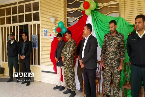 نواختن طنین زنگ انقلاب درمدارس شهرستان حمیدیه