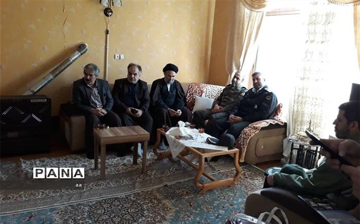 امام جمعه بروجرد: تجلیل و تکریم خانواده شهدا پاسداری از انقلاب است