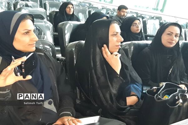 برگزاری کارگاه تفکر و سواد رسانه وآموزش عکاسی درشهرستان حمیدیه