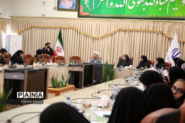 کارگاه آموزشی «نقش تعلیمی تربیتی والدین در توسعه سرمایه انسانی»