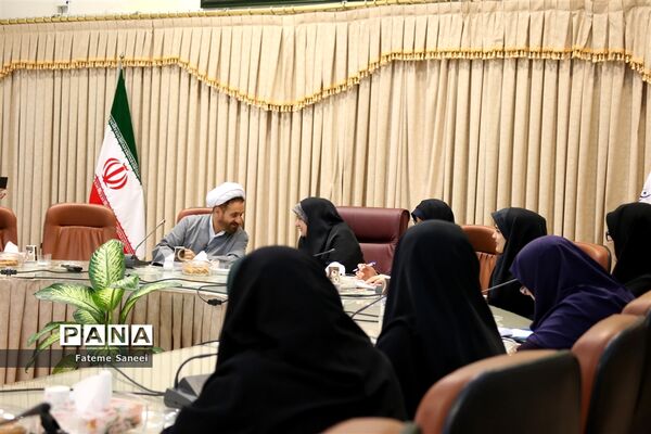 کارگاه آموزشی «نقش تعلیمی تربیتی والدین در توسعه سرمایه انسانی»