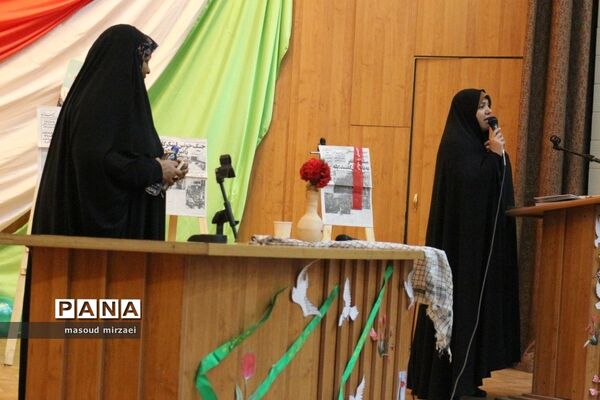 مرضیه هاشمی خبرنگار پرس تی وی در ویژه برنامه «لاله های روشن» قزوین