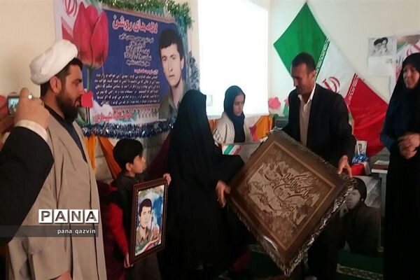ویژه برنامه طرح «لاله های روشن» در مناطق استان قزوین