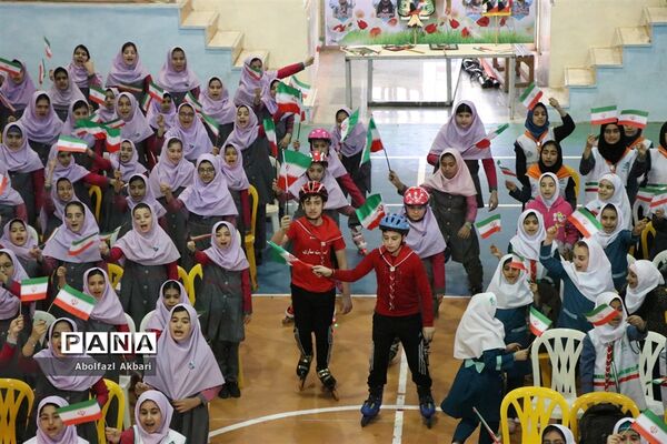 همایش «یاوران انقلاب» در ساری