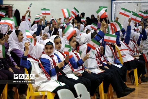 همایش «یاوران انقلاب» در ساری