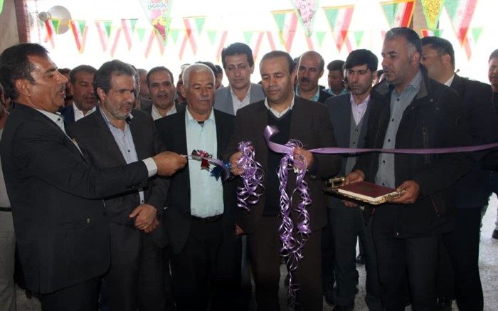 افتتاح چند پروژه آموزشی و ورزش دانش آموزی در زرین‌دشت