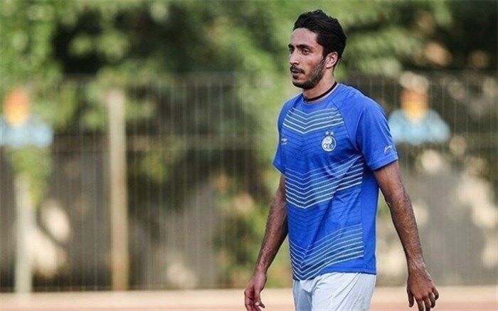 ماجرایی عجیب در دربی 92؛ ضرب و شتم شدید دو بازیکن استقلال در ورزشگاه آزادی