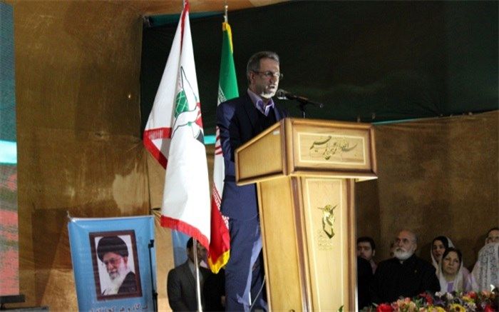 استاندار تهران: توجه به فلسفه شهادت وادامه دادن راه شهدا رشد و بالندگی را به همراه خواهد داشت