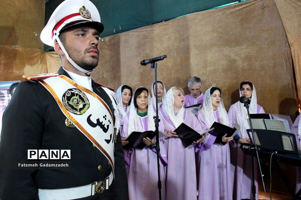 چهاردهمین آیین ملی عطر افشانی و گلباران مزار شهدای ادیان توحیدی