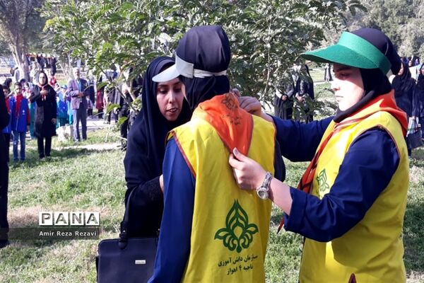 همایش ۲۰۰۰نفری یاوران انقلاب پیشتازان ناحیه ۴ اهواز
