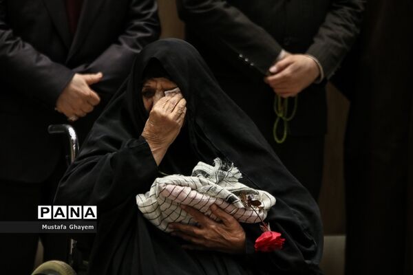 همایش تجلیل از مادران شهدای آبادان و خرمشهر